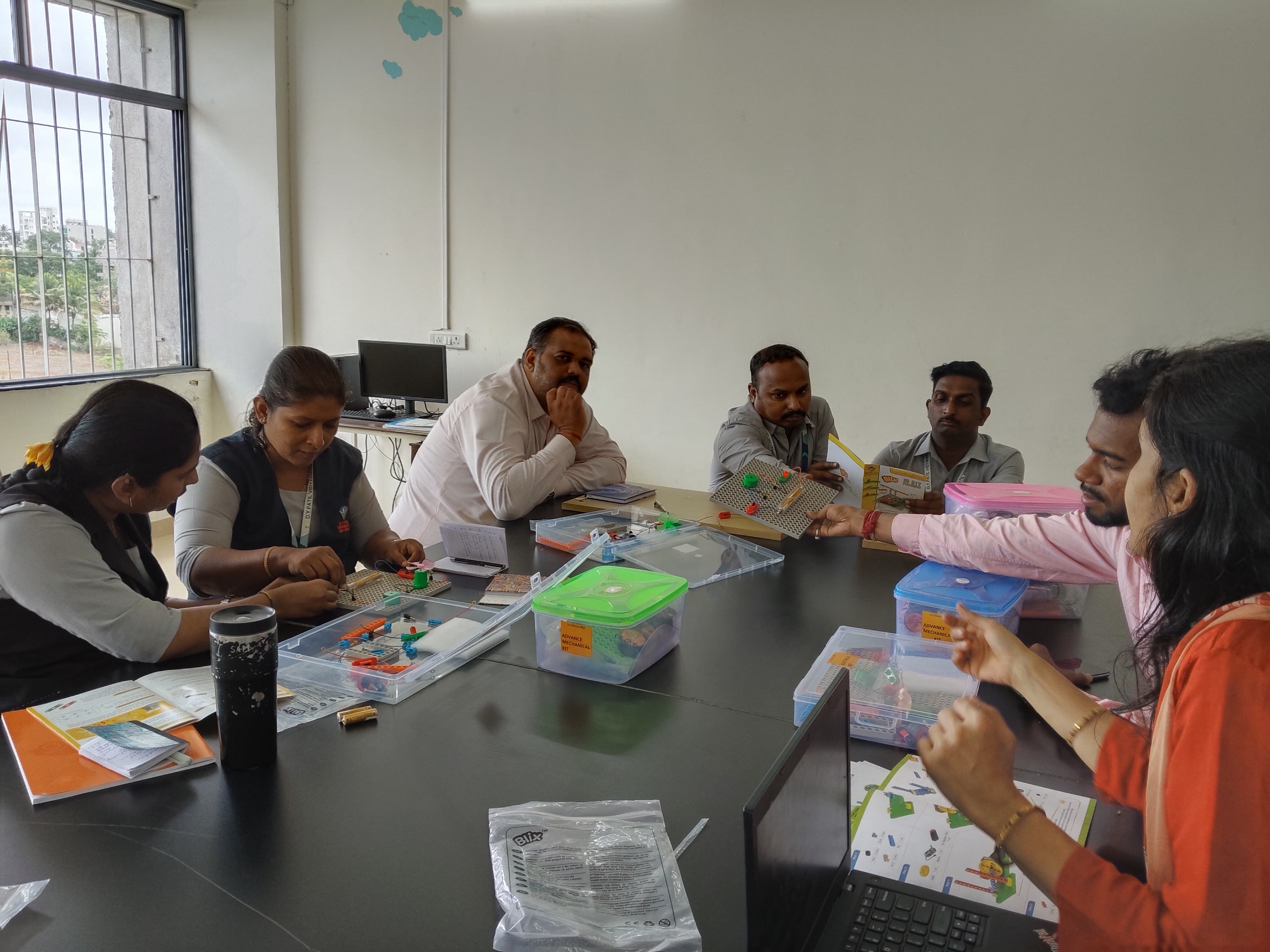 Teacher Training DYP7 Kolhapur.jpg